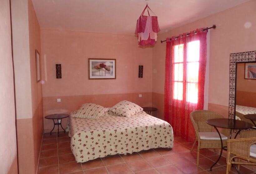 4인용 스탠다드 룸, La Ferme Du Petit Ségriès Bed And Breakfast