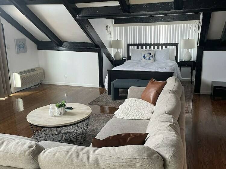 Пентхаус, Ocean View Inn