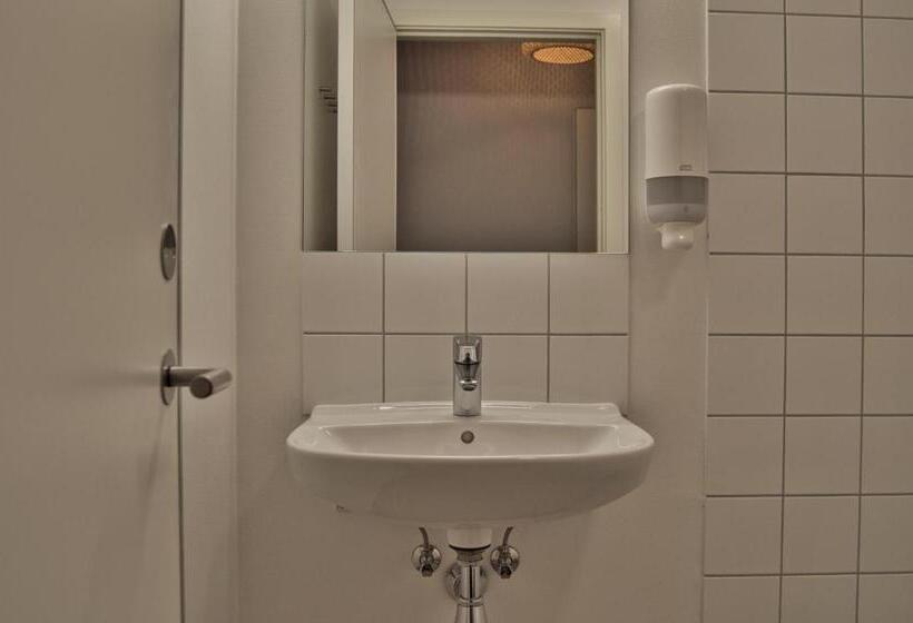 Номер Стандарт, Danhostel Aarhus City