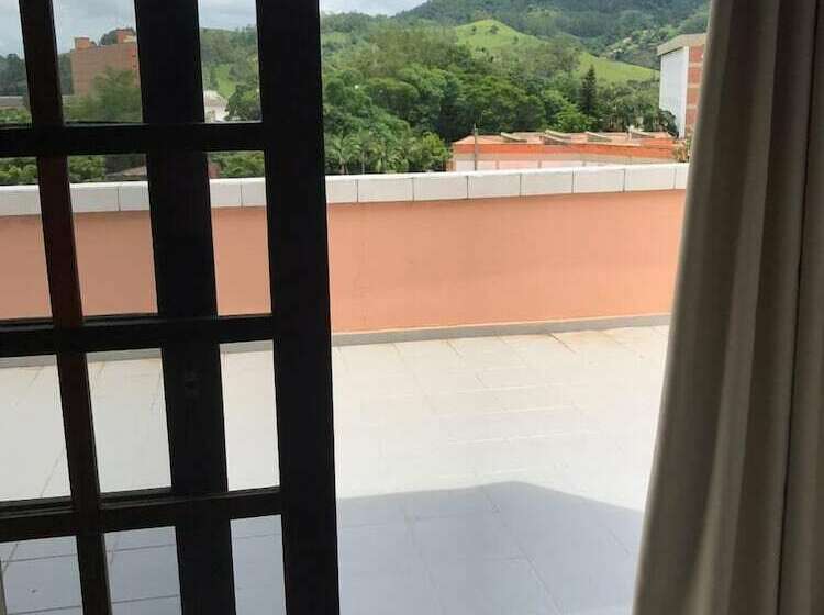 4인용 수피리어 룸, Termas Park