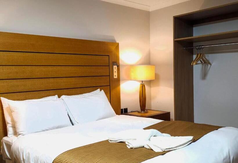 Четырехместный Номер Deluxe, Crown Hotel Stone