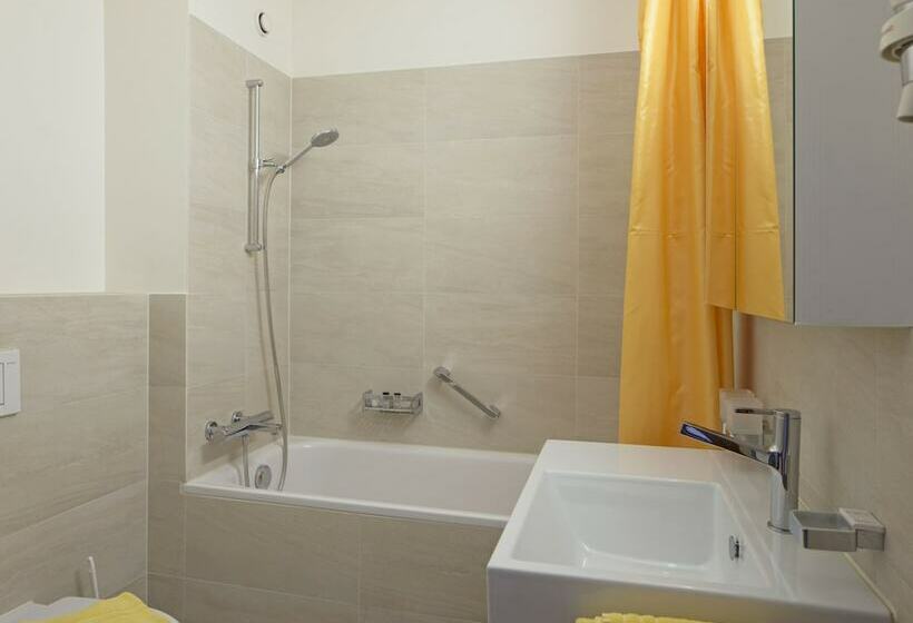 Семейный Номер Superior, Aparthotel Al Lago