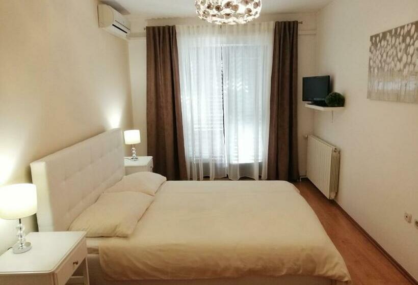 اتاق استاندارد با بالکن و چشم‌انداز دریا, B&b Marijana
