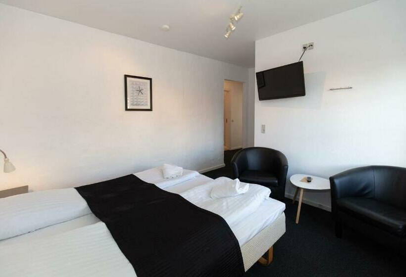 标准间, Foldens Hotel Annex