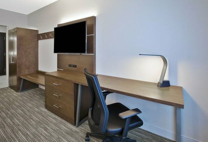 Quarto Estandar, Holiday Inn Express & Suites Okemos   University Area, An Ihg