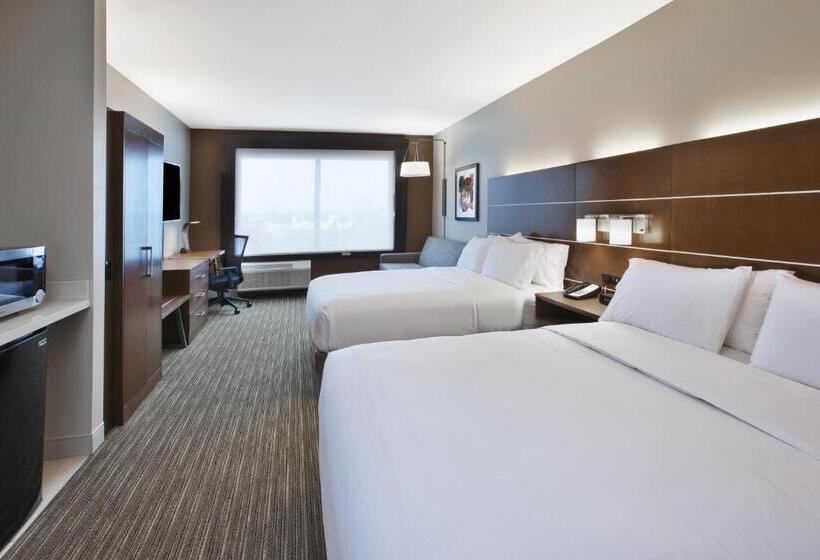 스탠다드 룸, Holiday Inn Express & Suites Okemos   University Area, An Ihg