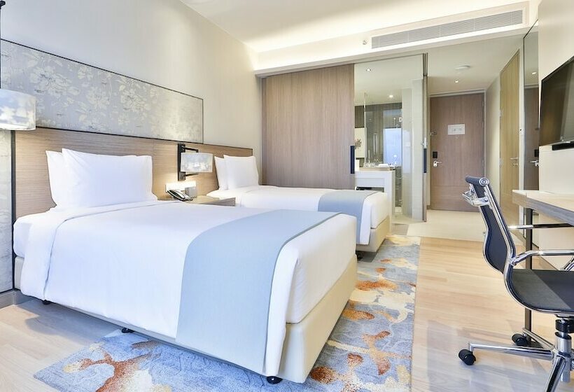 سوئیت 2 خوابه, Holiday Inn & Suites Rayong City Centre, An Ihg