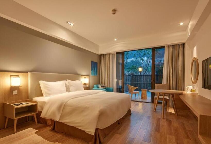 Стандартный Номер Кровать Кинг, Holiday Inn Express Zhejiang Qianxia Lake, An Ihg