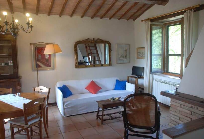 Apartamento 3 Dormitórios, Podere Conte Racani