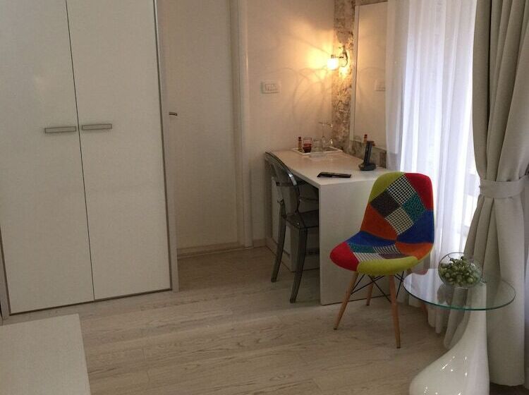 Quarto Comfort, Palace Tartaglia