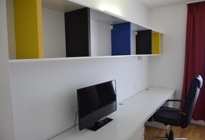 舒适型单人间, Rooms Dr. Franjo Tuđman   Hostel