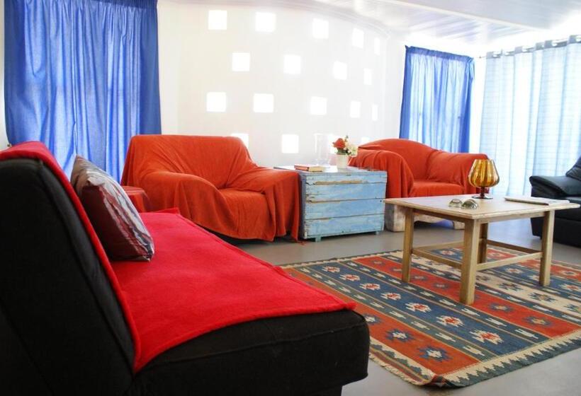 Семейные Апартаменты, Mr Pell S House Self Catering Accommodation