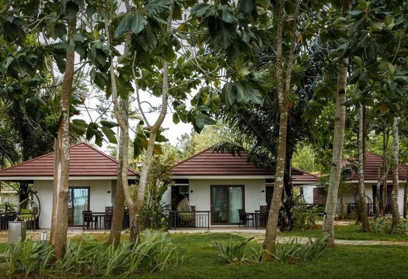 Люкс с гидромассажем, Solina Beach & Nature Resort