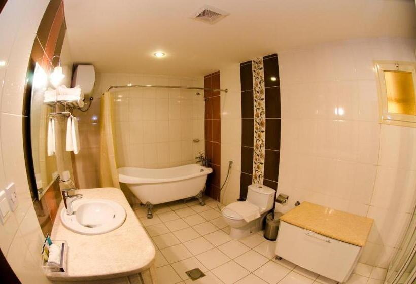 Люкс 3 Спальни, Swiss Spirit Hotel & Suites Taif