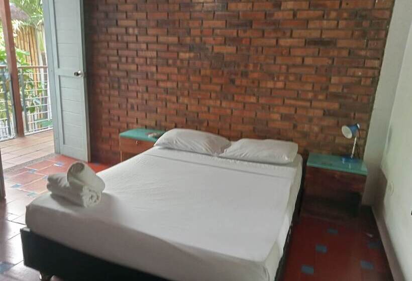 스탠다드 룸, Aluna Hostel B&b