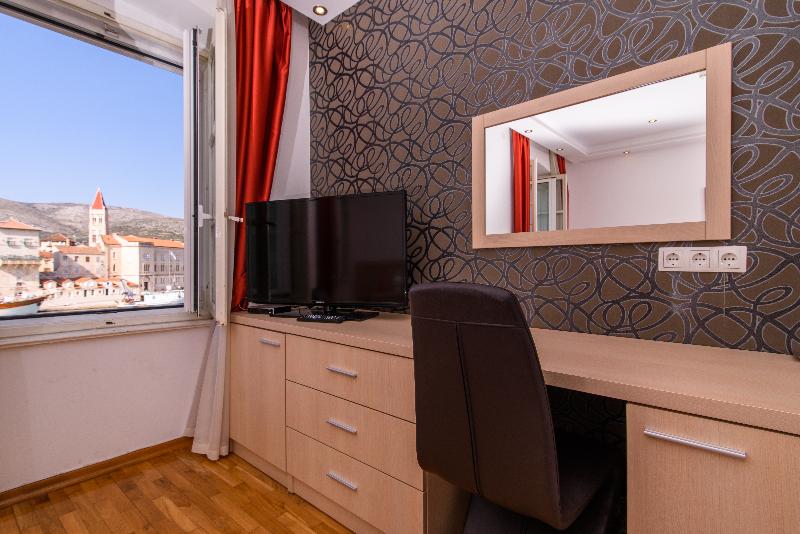 Quarto Superior, Legreen Suite Supomo