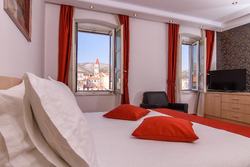 Quarto Superior, Legreen Suite Supomo