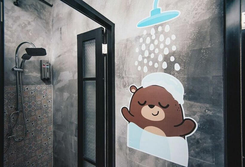 공동 객실, The Tree Sleep And Space