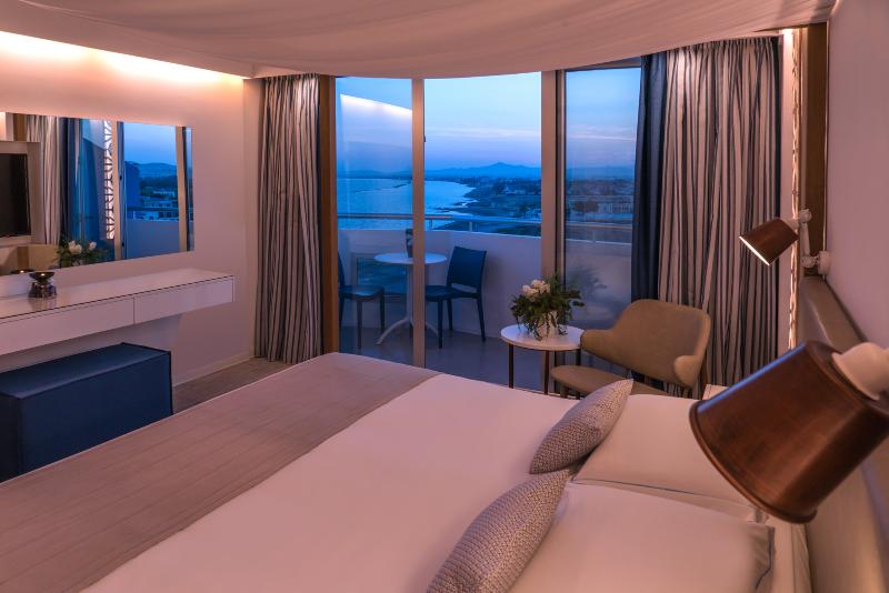 بانگلوی استاندارد, Silk Path Grand Sapa Resort & Spa
