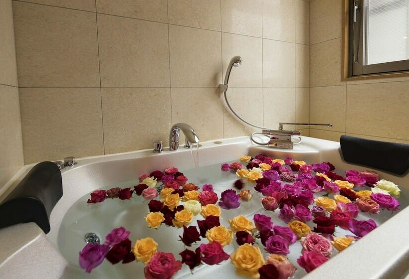 Полулюкс, Villa Terrace Omura Hotels & Resorts