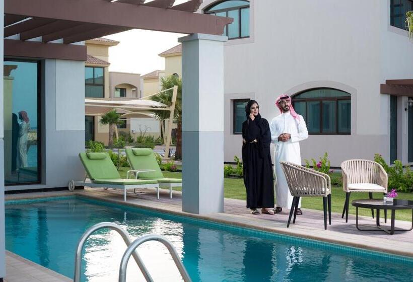 ویلای 4 خوابه, The Grove Resort Bahrain