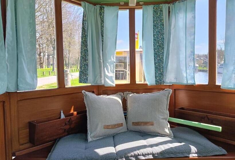 Номер Стандарт, Ille Flottante, Maison éclusière Et Hébergements Insolites Sur Le Canal