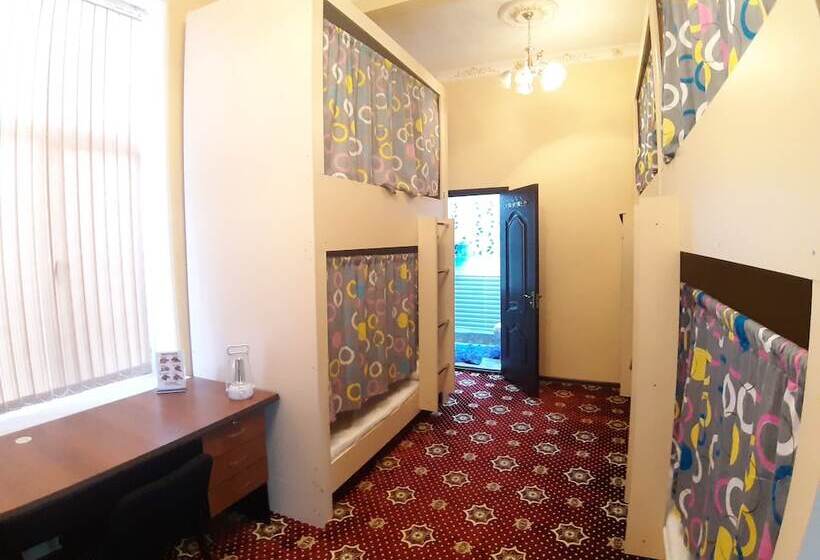 تختخواب در اتاق مشترک, City Hostel Dushanbe