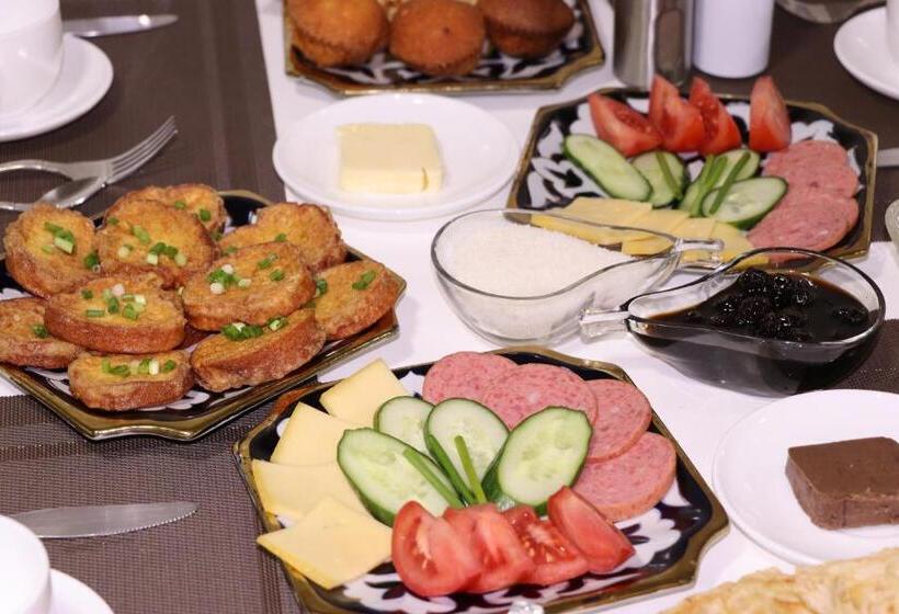 エコノミールーム, Al Bukhari Boutique