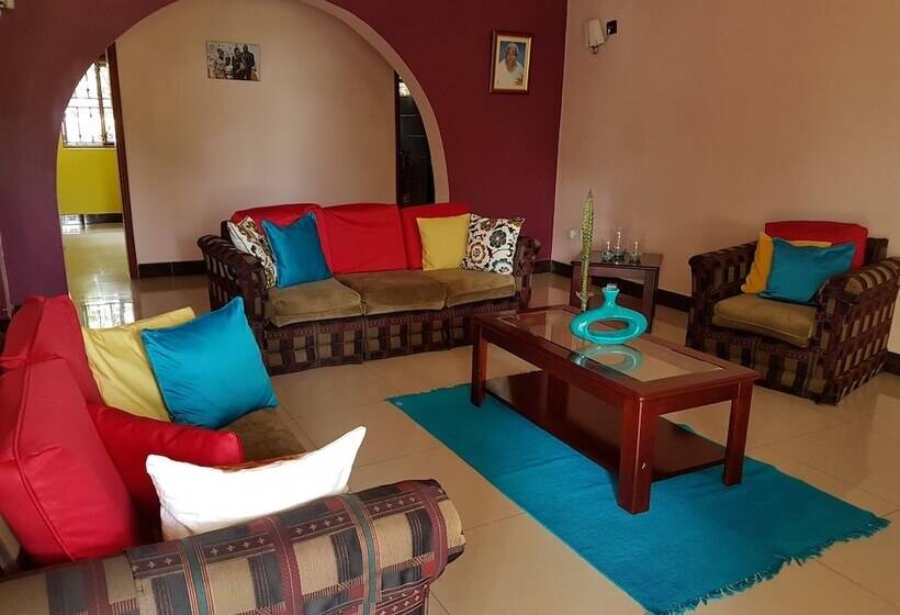 اتاق لوکس, Sheevys Bed N Breakfast