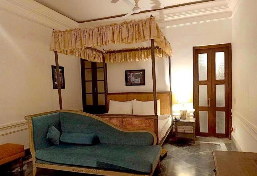 标准间, The Rajbari Bawali