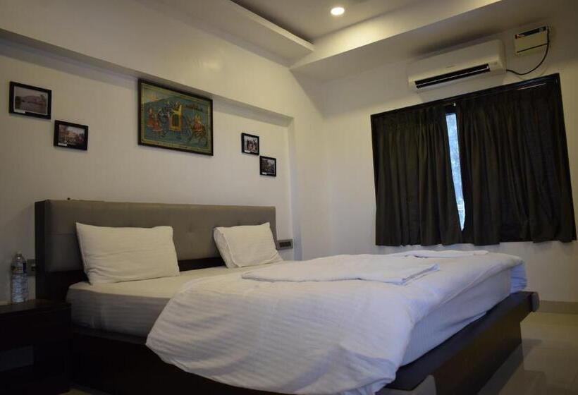 标准间, Athi Resorts