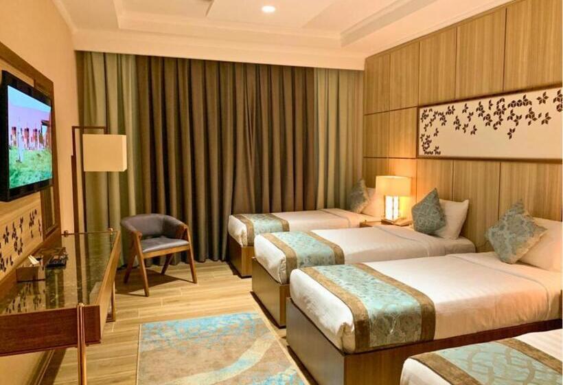 Четырехместный Номер Стандарт, Midan Hotel & Suites Al Aziziya