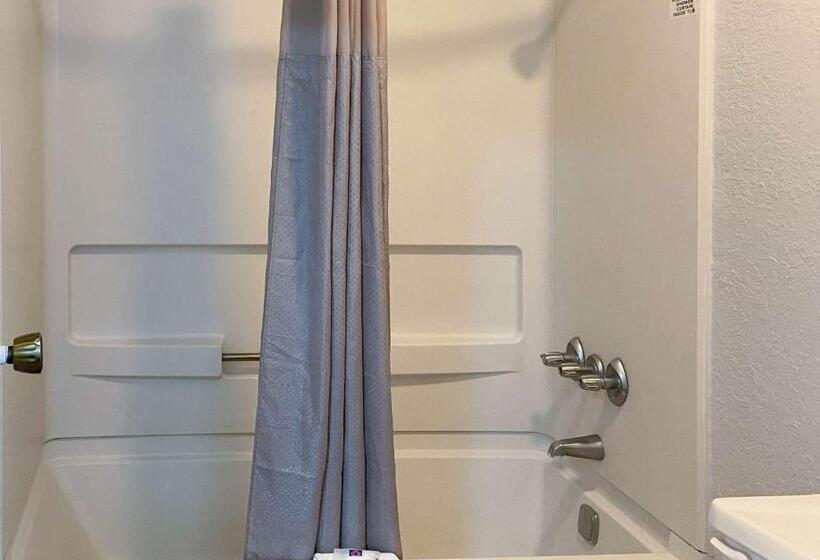 Quarto Quádruplo Deluxe, Motel 6 Atlanta, Tx