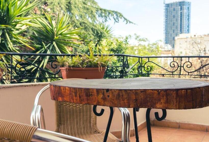 غرفة ديلوكس مزودة بشرفة, Garden Boutique B&b