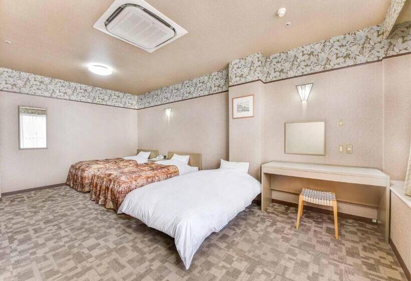 Номер Стандарт Трехместный, Sagayamato Onsen Hotel Amandi