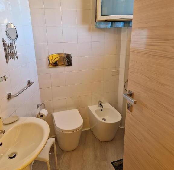 Quarto Estandar, Ca Mea