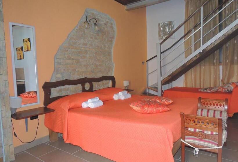 Студия Стандарт, All'ombra Del Noce B&b