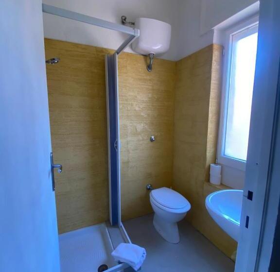 Quarto Estandar Individual, Green Gallery Hotel And Restaurant