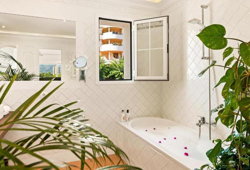 Люкс Повышенной Комфортности, Molo Luxury Suites Puerto Banus