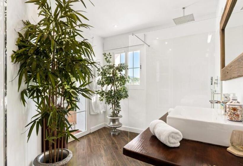 Полулюкс Одноместный с Террасой, Molo Luxury Suites Puerto Banus