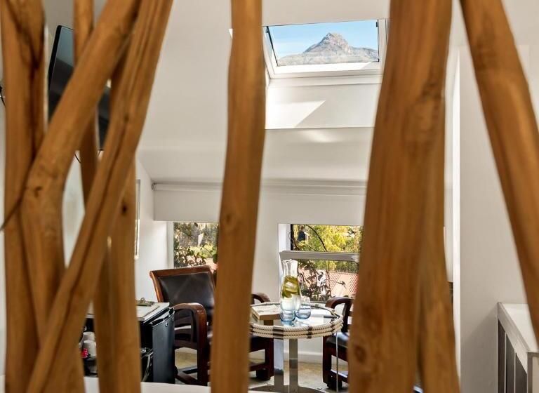 Номер Стандарт с Гидромассажем, Molo Luxury Suites Puerto Banus