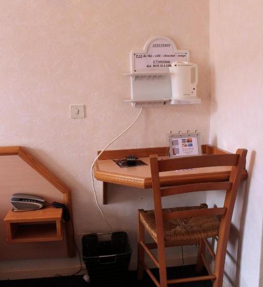 Номер Стандарт, Hôtel Evian Express   Terminus