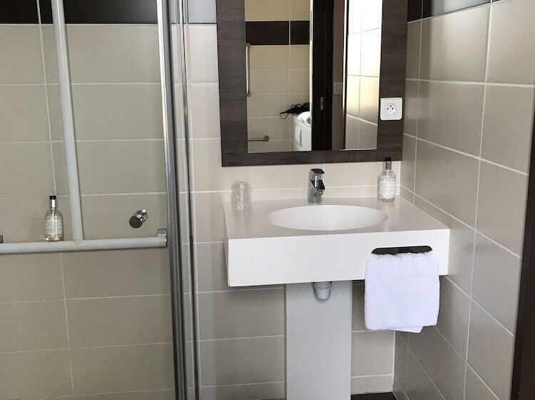 Номер Стандарт Вид на Озеро, Hôtel Evian Express   Terminus
