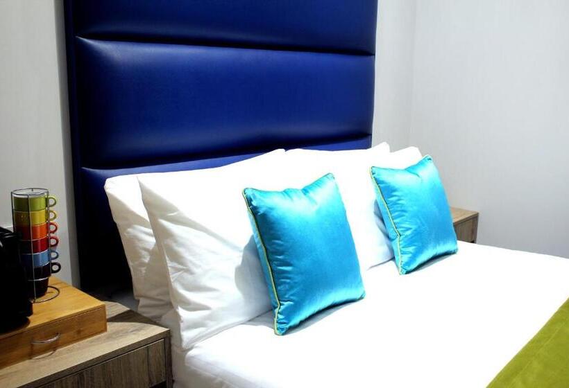 Standard Studio, 1 Craven Hill Gardens