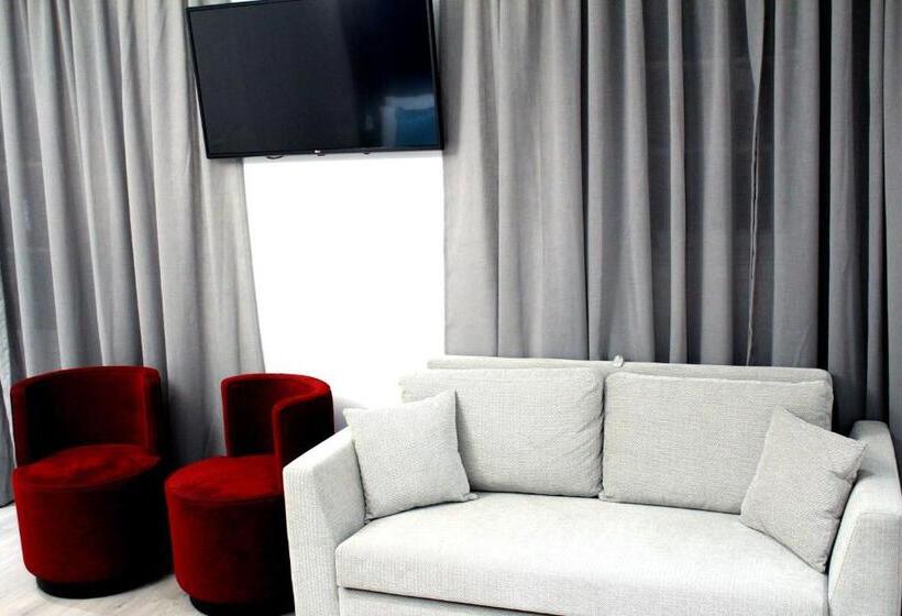 Family Suite, 1 Craven Hill Gardens