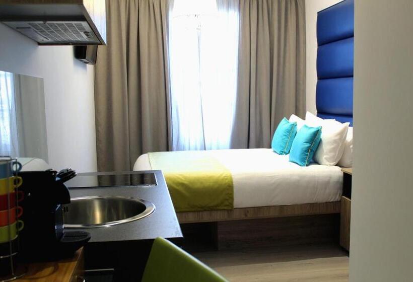 Standard Studio, 1 Craven Hill Gardens