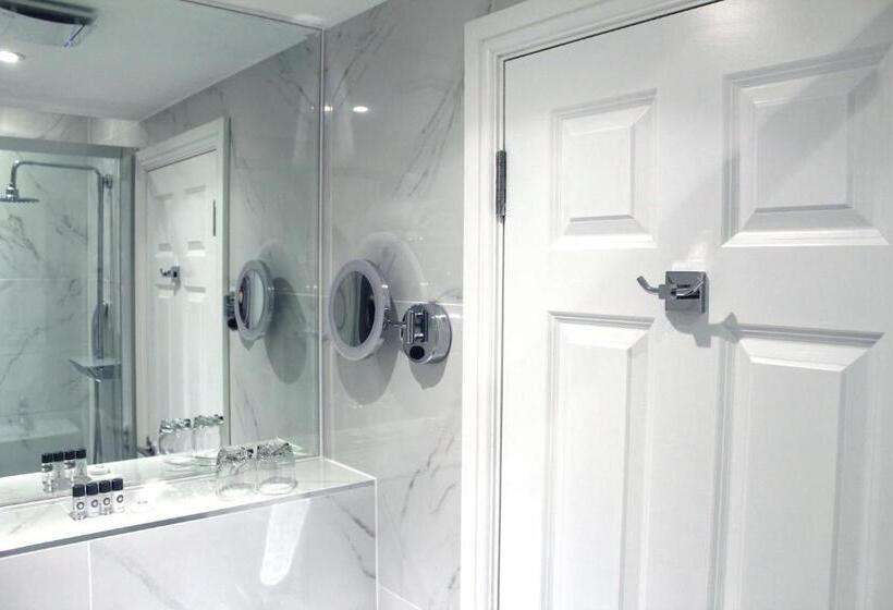 Standard Studio, 1 Craven Hill Gardens