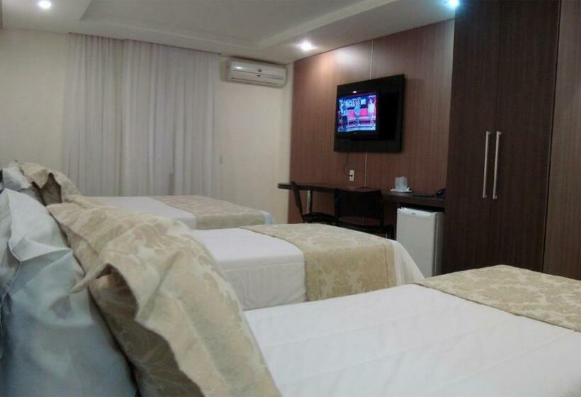 디럭스 4인 룸, Gontijo Inn