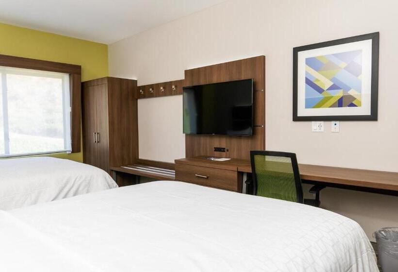 残疾人使用的带特大床的标准间, Holiday Inn Express & Suites Lubbock Central   Univ Area, An Ihg