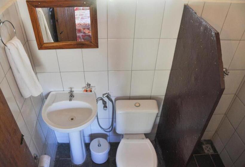 Номер Стандарт Трехместный, Pousada E Hostel Pé No Mato